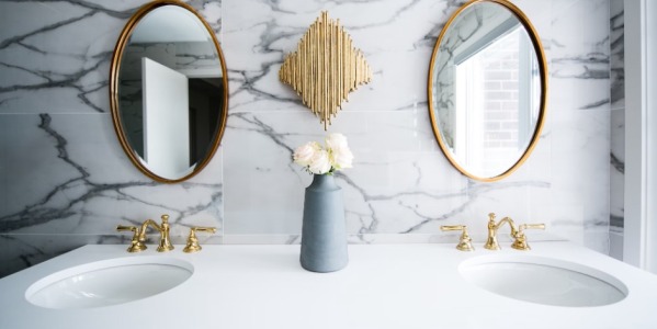 Our Expert Guide On How To Tile A Bathroom